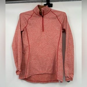 Burton sweatshirt‎  soft pink  fleece  lying size xs.  Great condition clean